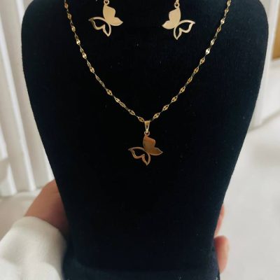 نیم ست طلا زیر یه گرم طرح پروانه